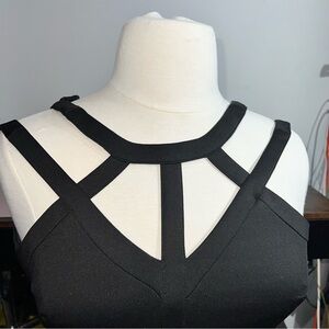 GUESS Dress Women's‎ Sheath w/Cutout Detail Size 0 Sexy Slim Fit